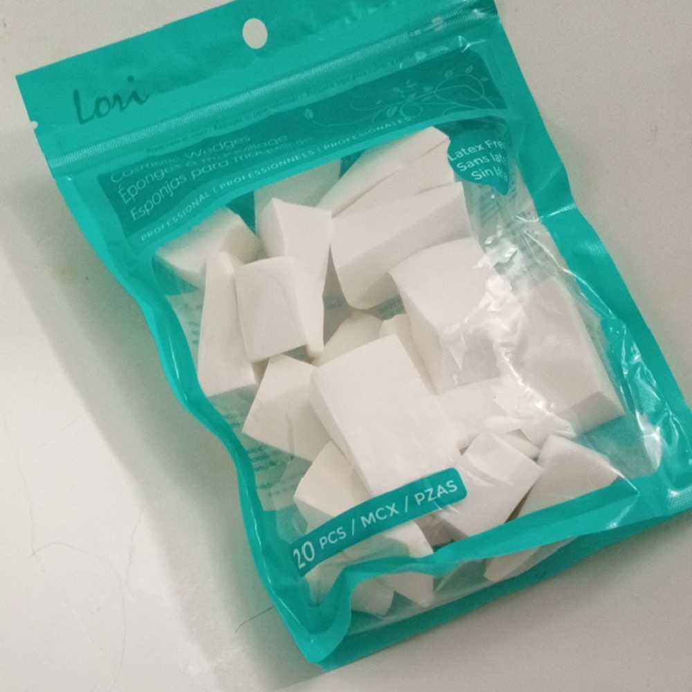 Lori 20 PCS White Makeup Wedges